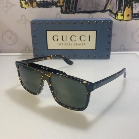 New Gucci Green Square Men's Sunglasses GG1039S 002 as seen on Rihanna - Picture 10 of 11